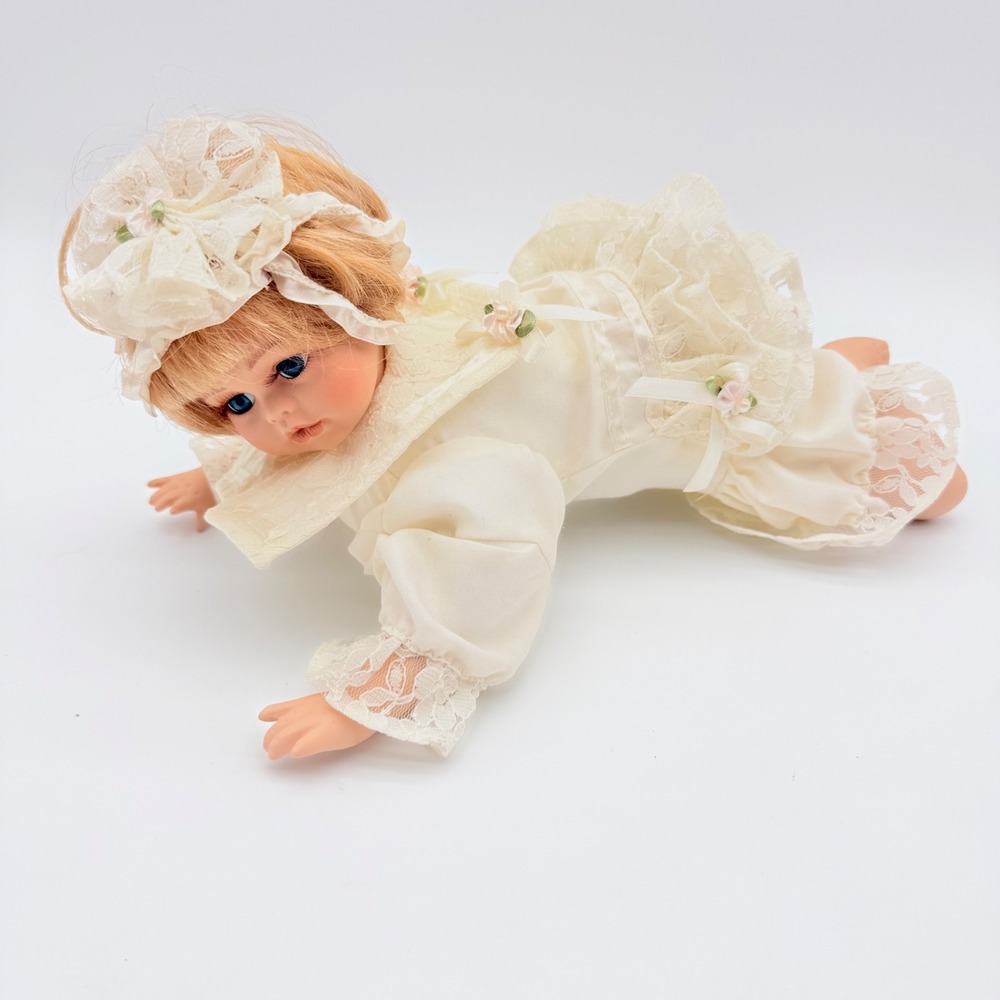 Vintage Crawling Baby Doll Blonde Blue Eyes Ivory Lace Bonnet Cottagecore 11.5"